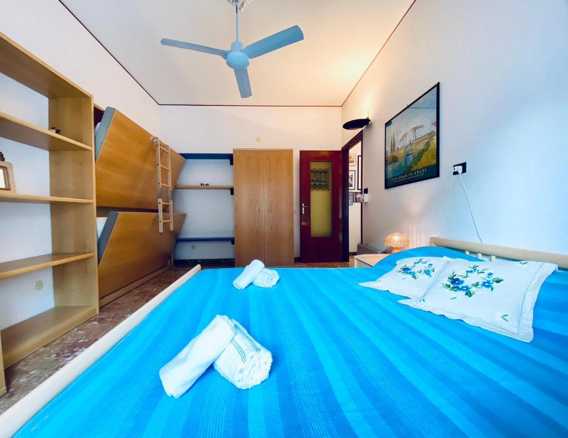 Hostdomus - Bilocale Sul Borgo Apartment Finale Ligure Exterior photo